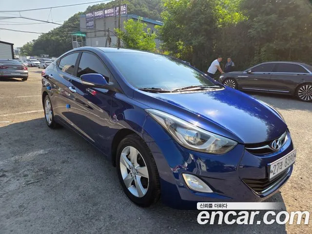 Hyundai Avante MD M16 GDI