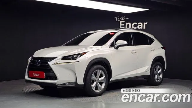 Lexus NX300h