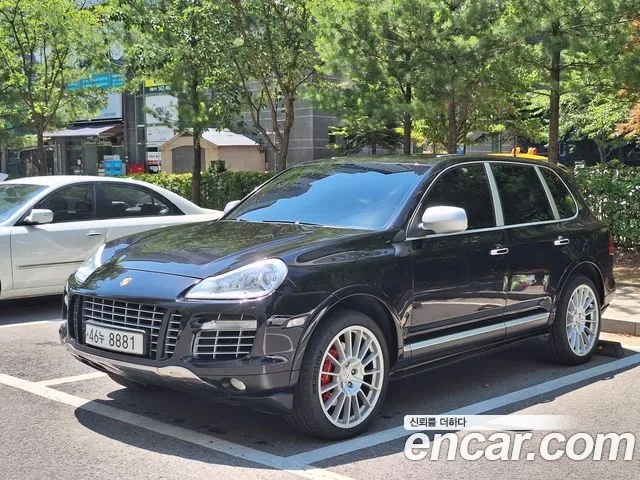 Porsche Cayenne 4.8 Turbo 957