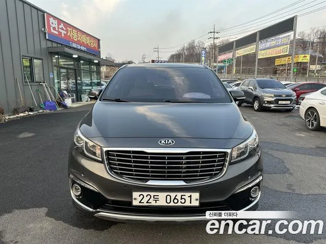 Kia All New Carnival 9 Prestige