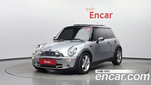 MINI Cooper Base 1