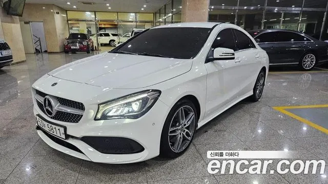 Mercedes-Benz CLA- C117 CLA220 AMG Line
