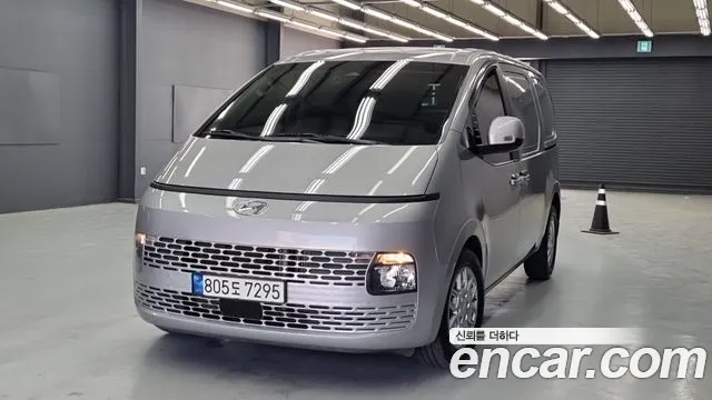 Hyundai Staria 3