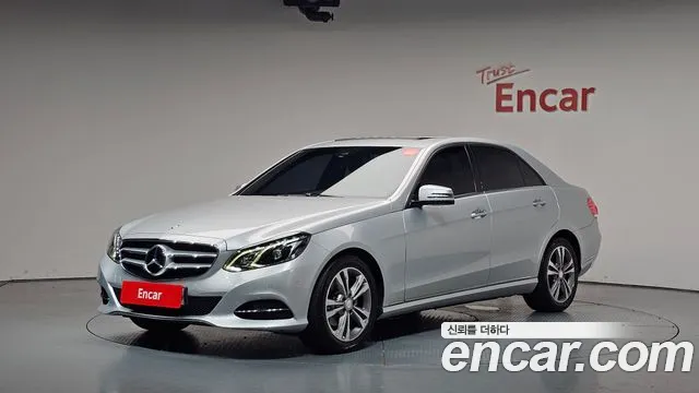 Mercedes-Benz E- W212 E220 CDI