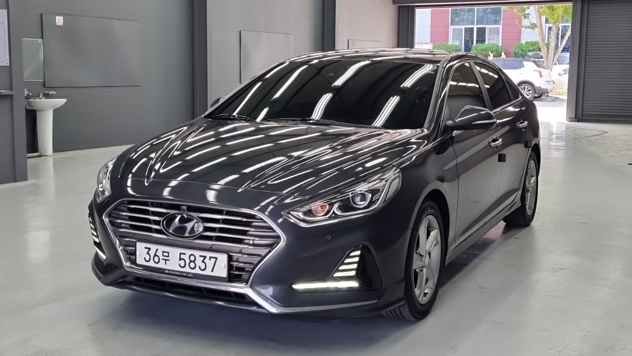 Hyundai Sonata 2.0