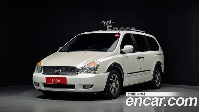 Kia Carnival R Carnival GLX Premium