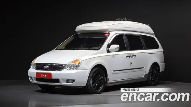 Kia Carnival R Carnival GLX Premium