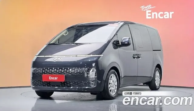 Hyundai Staria 5