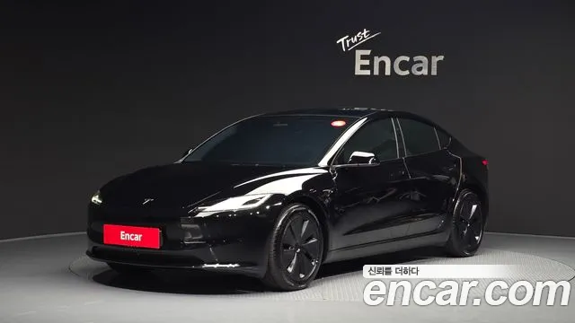 Tesla 3 AWD