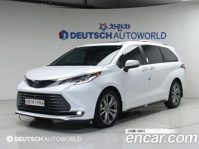 Toyota 4 2.5 Hybrid 2WD