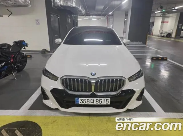 BMW 5 (G60) 520i M