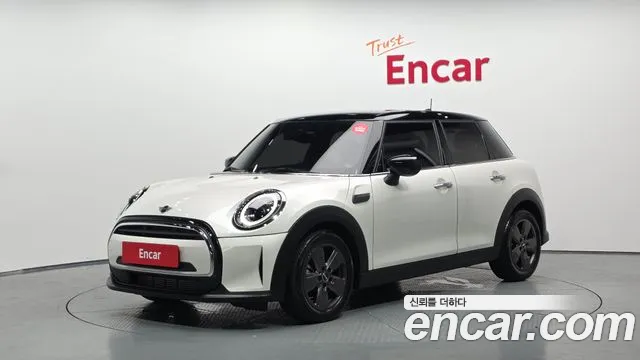 MINI Cooper 5 3