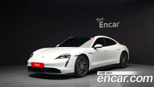 Porsche Taycan 4S