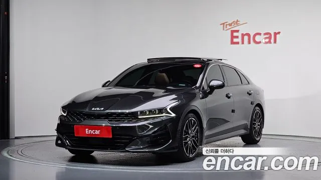 Kia K5 III 1.6 Turbo Signature