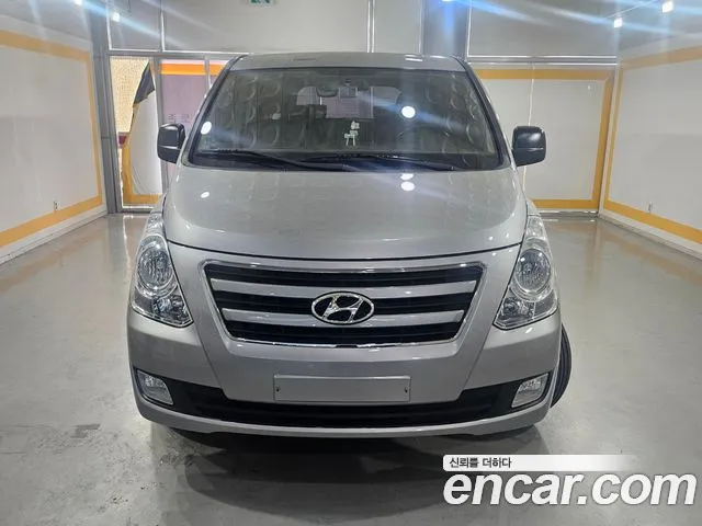 Hyundai Grand Starex 4WD 12