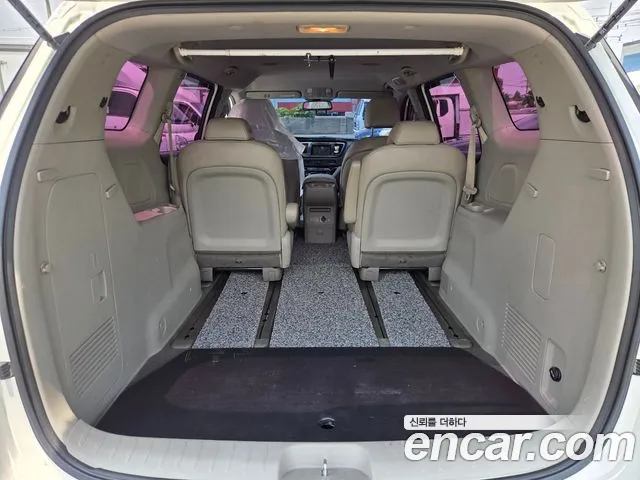 Kia All New Carnival 9