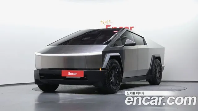 Tesla AWD