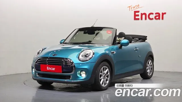 MINI Cooper Base 3