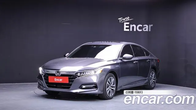 Honda Accord 10 2.0 Hybrid