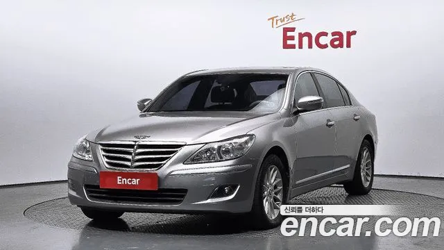 Hyundai Genesis BH330 Base