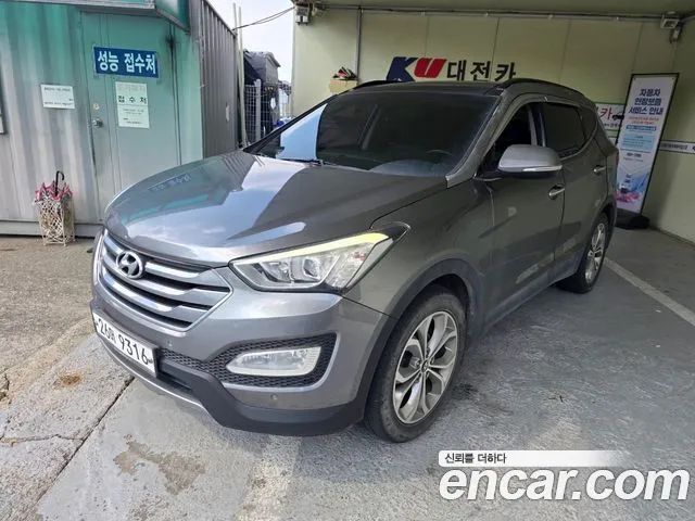 Hyundai Santa Fe DM Diesel(e-VGT) 2.2 2WD Exclusive