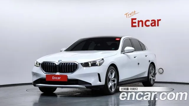 BMW 5 (G60) 520i