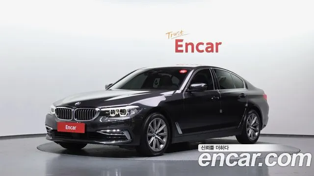 BMW 5 (G30) 520i