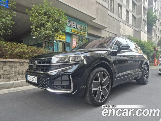 Volkswagen Touareg 3 3.0 TDI R-Line