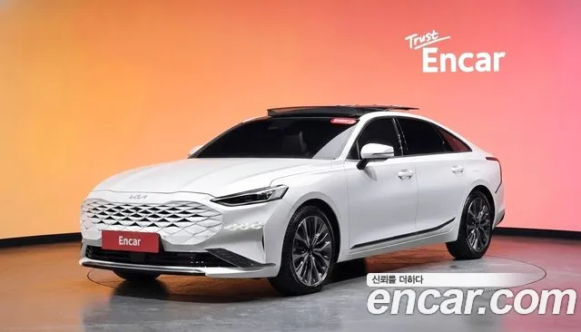 Kia K8 2.5 Gasoline 2WD Signature