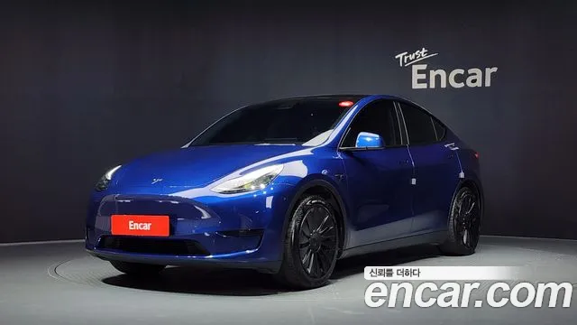 Tesla Y RWD