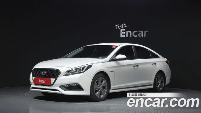 Hyundai LF Sonata Hybrid 2.0 HEV Premium