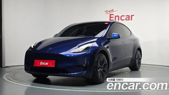 Tesla Y RWD