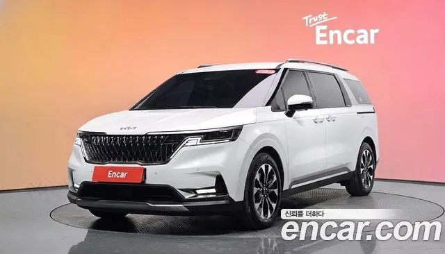 Kia Carnival 4 Gasoline 9 Noblesse