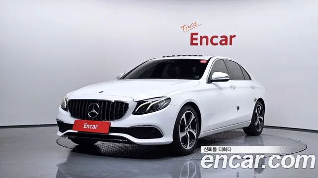 Mercedes-Benz E- W213 E250