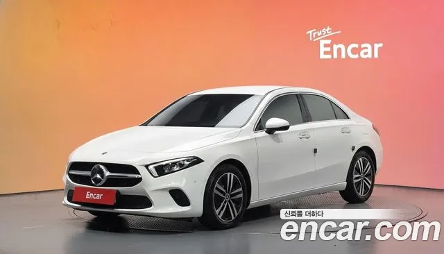 Mercedes-Benz A- W177 A220
