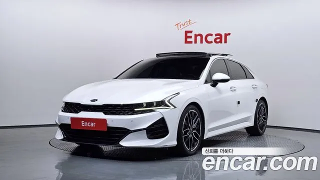 Kia K5 III 1.6 Turbo Signature