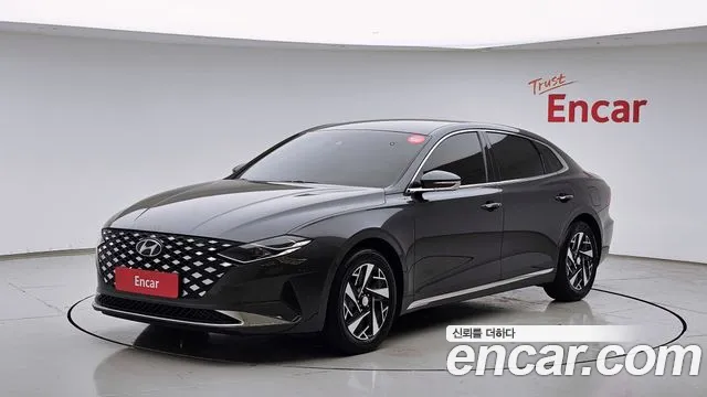 Hyundai The New Grandeur IG Hybrid Premium