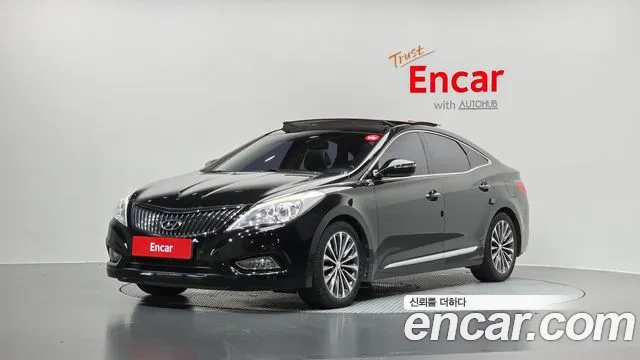 Hyundai Grandeur HG HG240