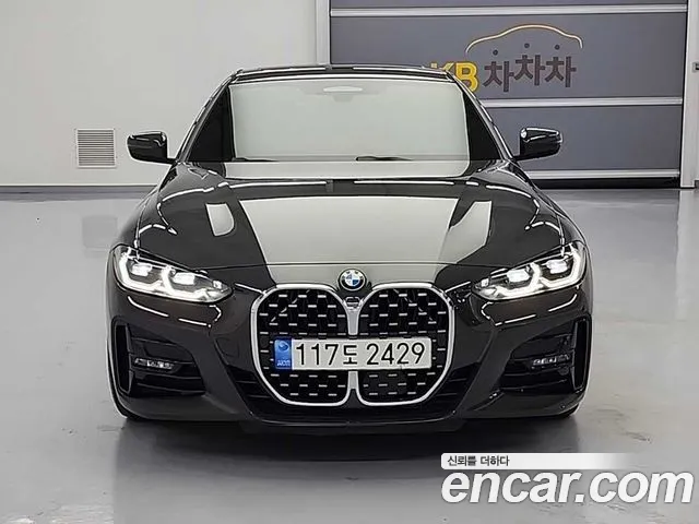 BMW 4 (G22) 420i M