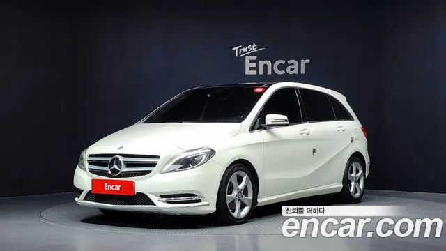 Mercedes-Benz B- W246 B200 CDI