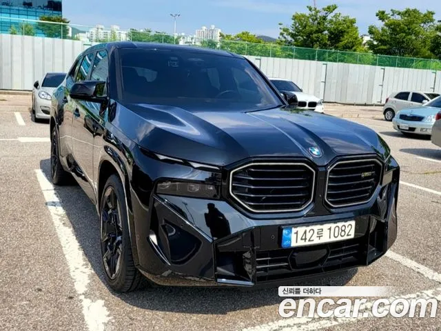 BMW XM (G09) 4.4