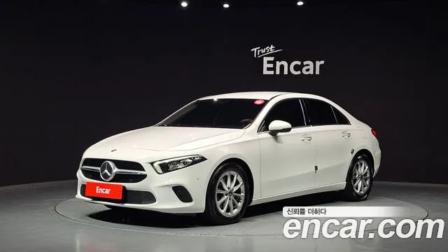Mercedes-Benz A- W177 A220
