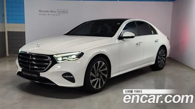 Mercedes-Benz E- W214 E300 4MATIC Exclusive