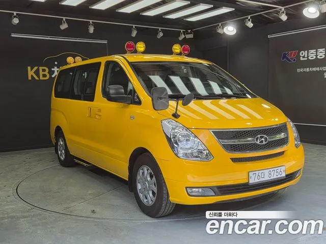 Hyundai Grand Starex