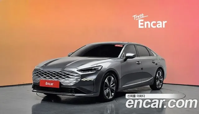 Kia K8 2.5 Gasoline 2WD Signature