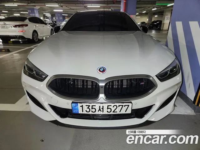 BMW 8 (G15) M850i xDrive