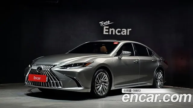 Lexus ES300h 7
