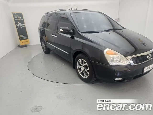 Kia Carnival R Carnival GLX