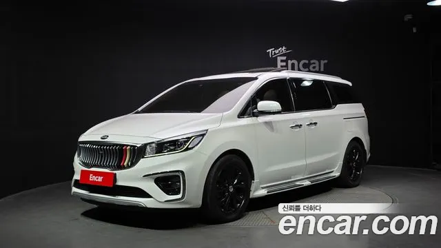 Kia The New Carnival 9 Noblesse