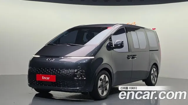 Hyundai Staria 11